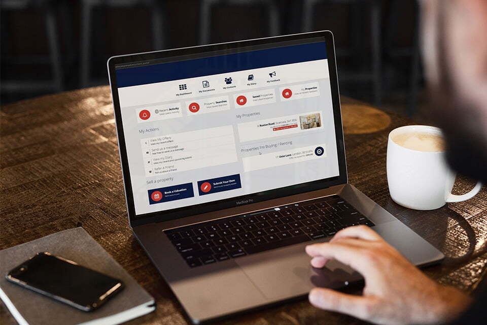 Rezi's hybrid real estate agent software